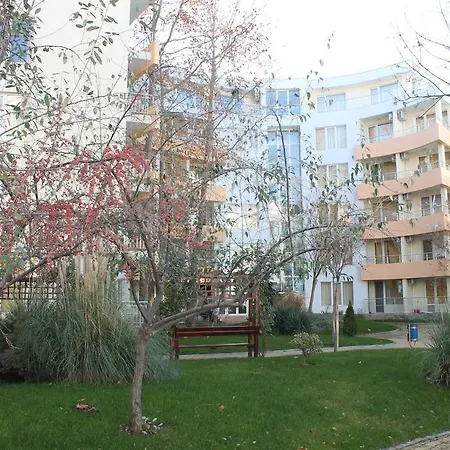 Arendoo In Yassen Apartment Sunny Beach